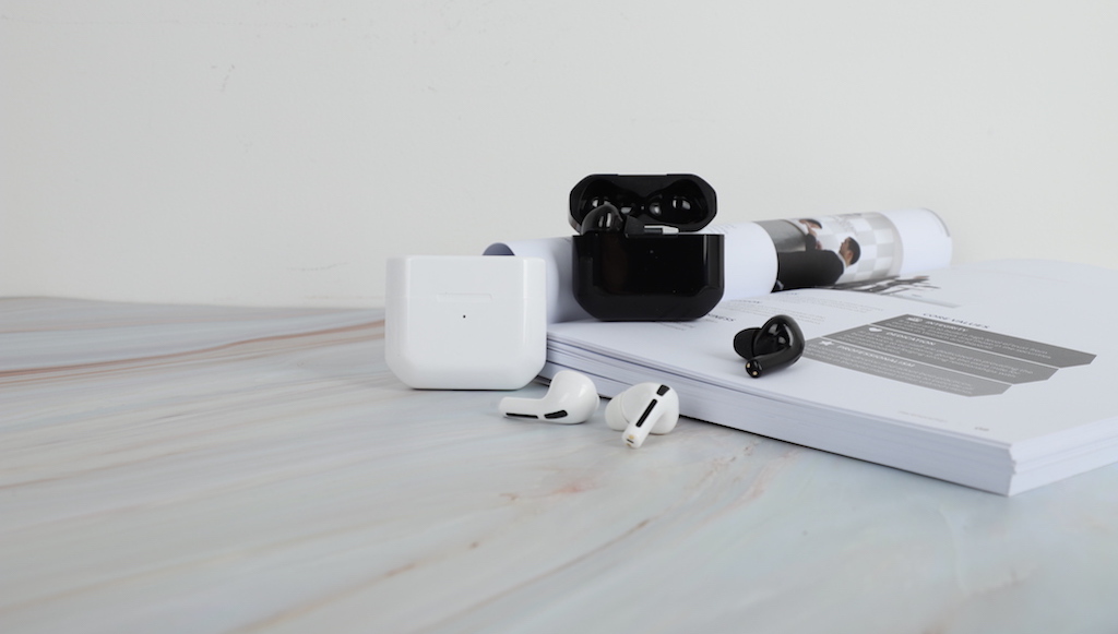 high-tech-wireless-and-revolutionary-these-earbuds-will-stun-you-3.jpg